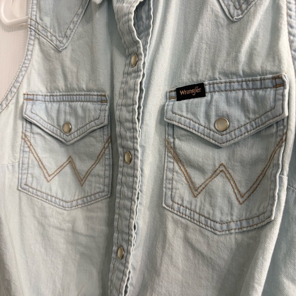 Wrangler Women’s Tie Front Sleeveless Western Shirt SZ Small - Picture 3 of 10